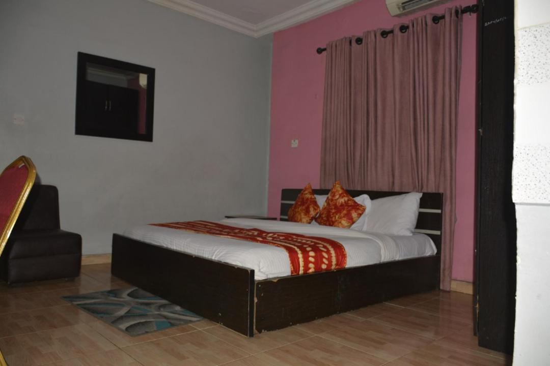 Esporta Suites Yaba Lagos Kültér fotó