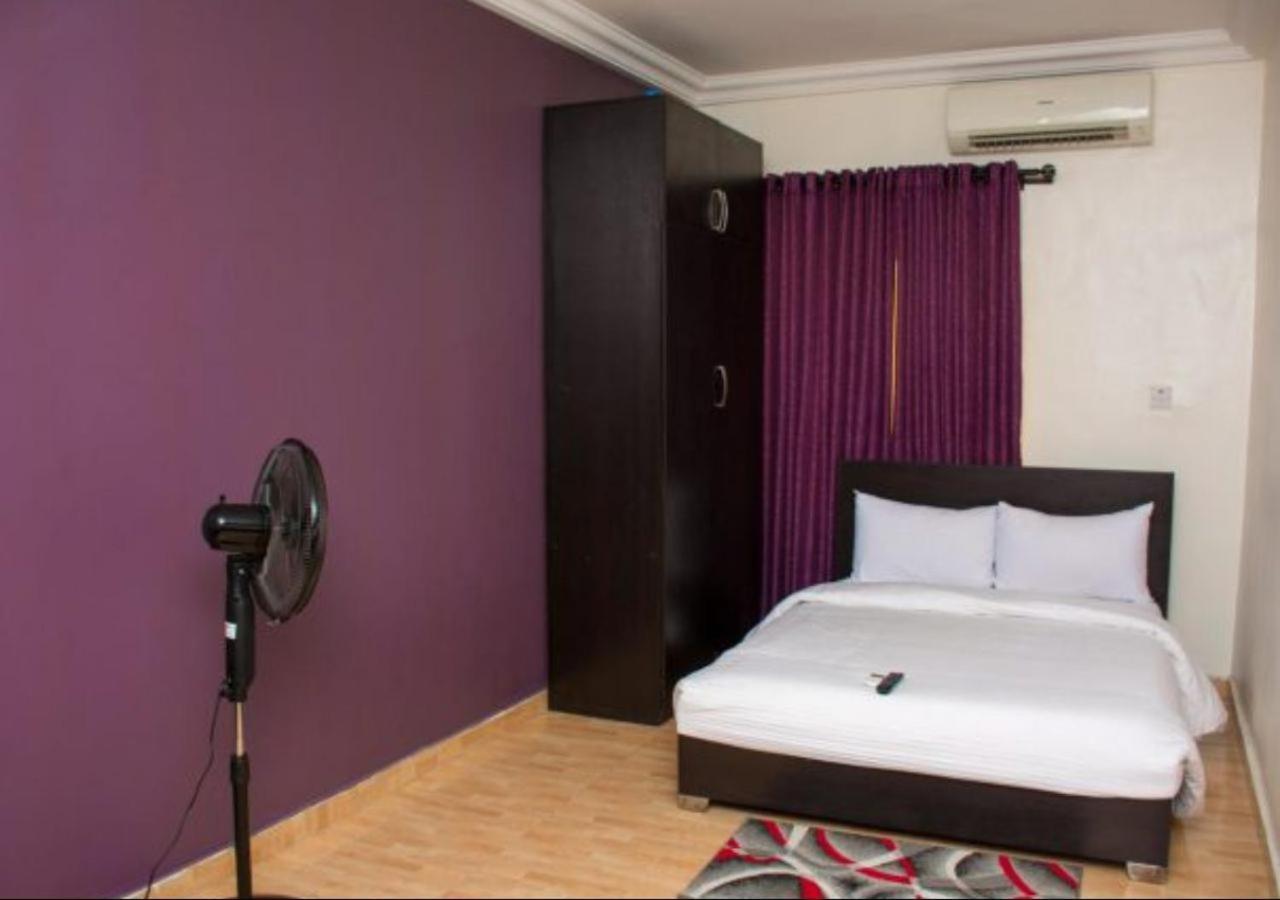 Esporta Suites Yaba Lagos Kültér fotó