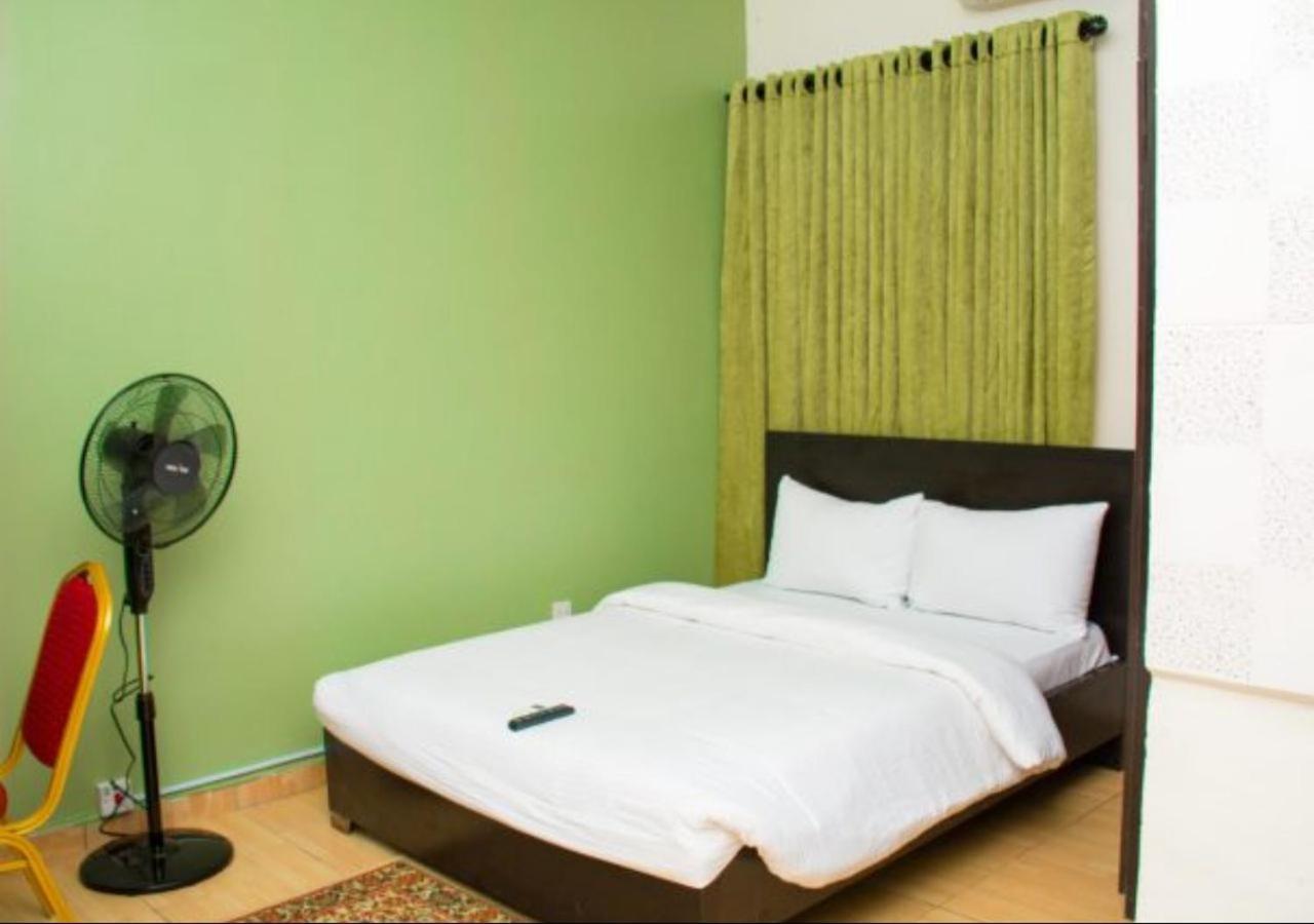 Esporta Suites Yaba Lagos Kültér fotó